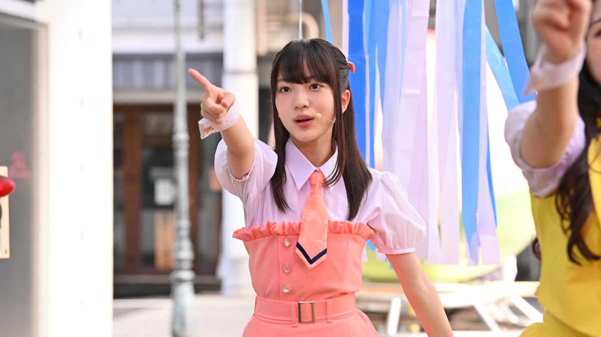 伊礼姫奈演じる舞菜。