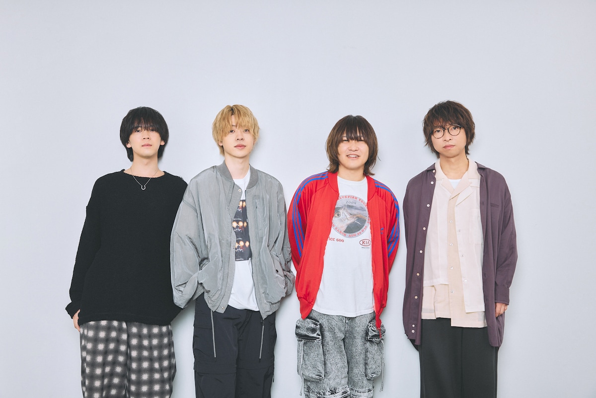 マルシィ、橋口洋平（Vo, G / wacci）。