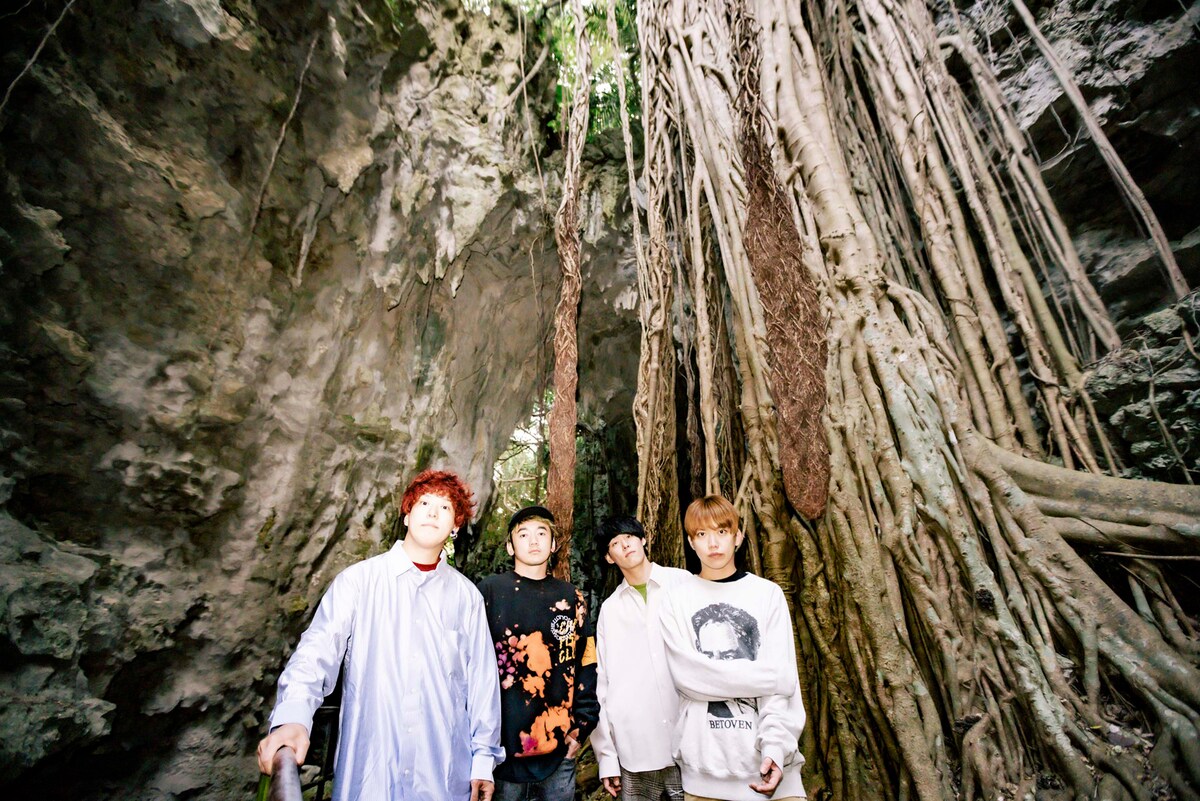 ガジュマルと04 Limited Sazabys。