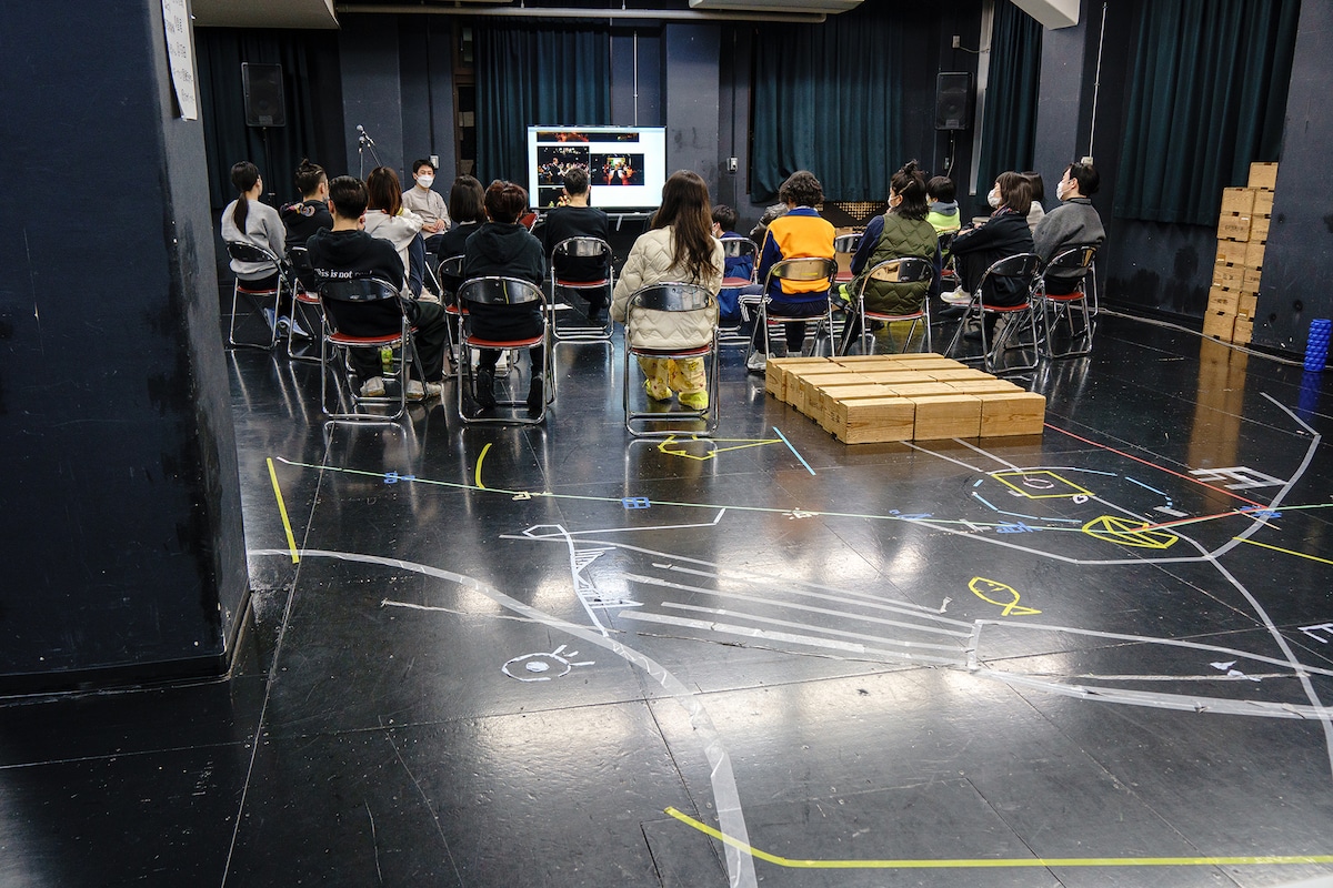 「わが町」稽古の様子。
