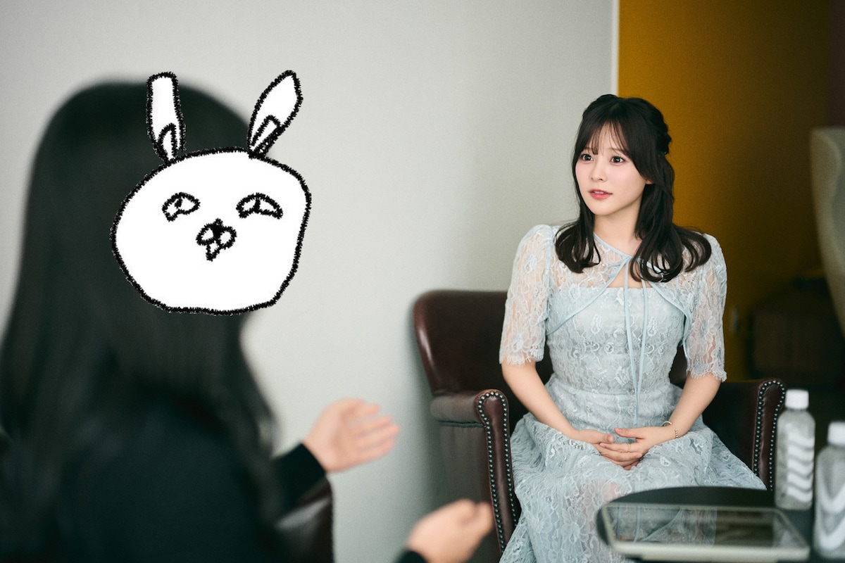 をのひなお(手前)と齊藤なぎさ(奥)。