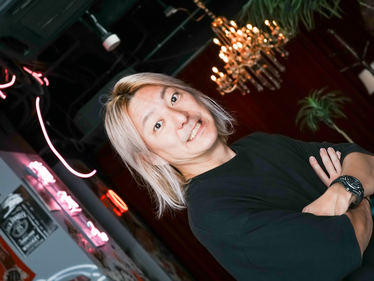 松隈ケンタ（撮影：プー・ルイ）