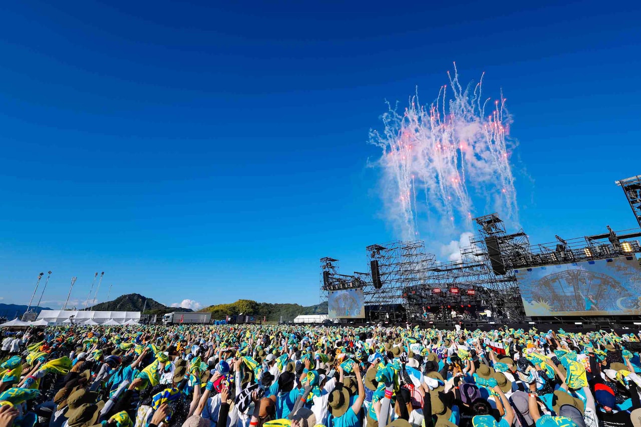 ポルノグラフィティ特集｜デビュー25周年の感動をパッケージした野外
