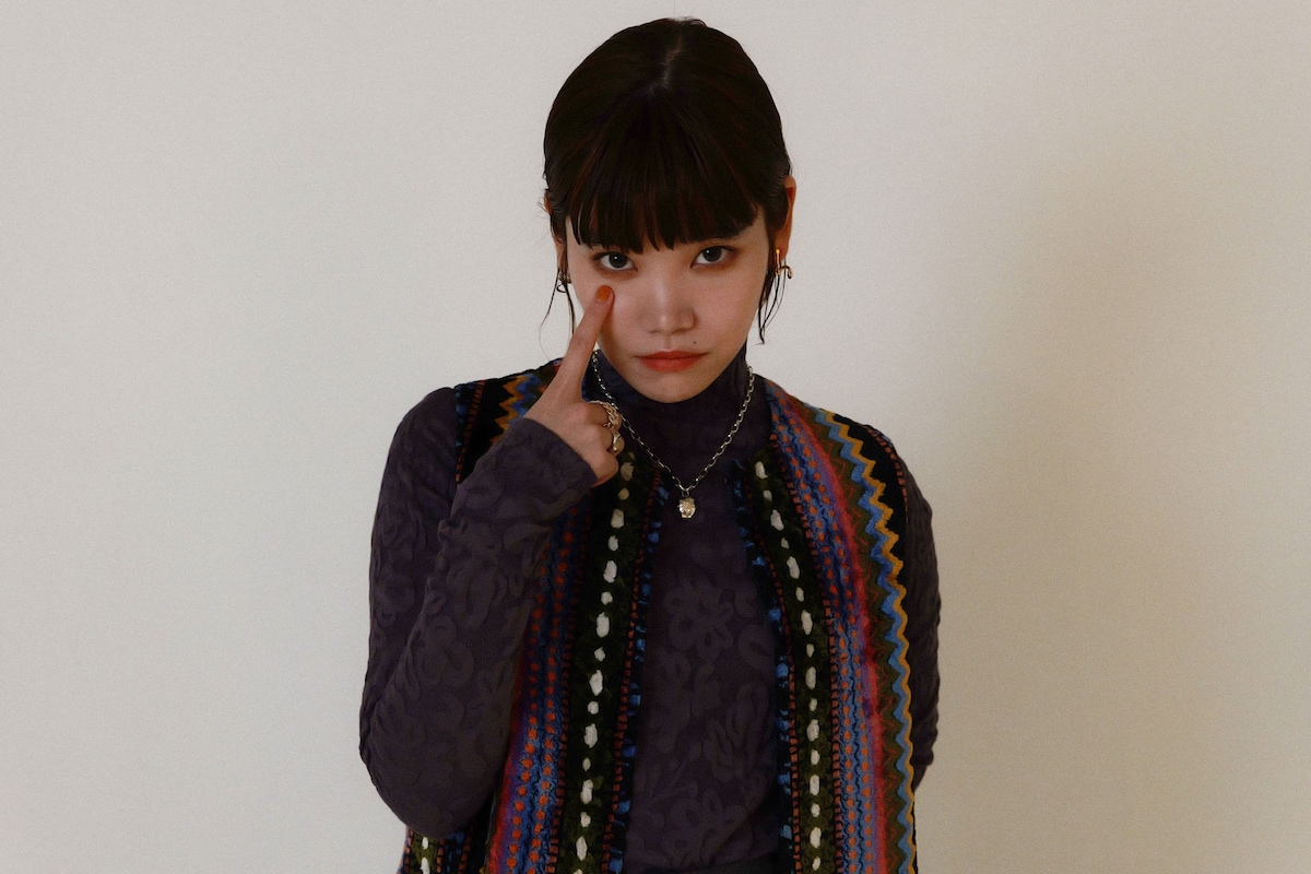 ストロボを使わずに撮影したセントチヒロ・チッチの写真。