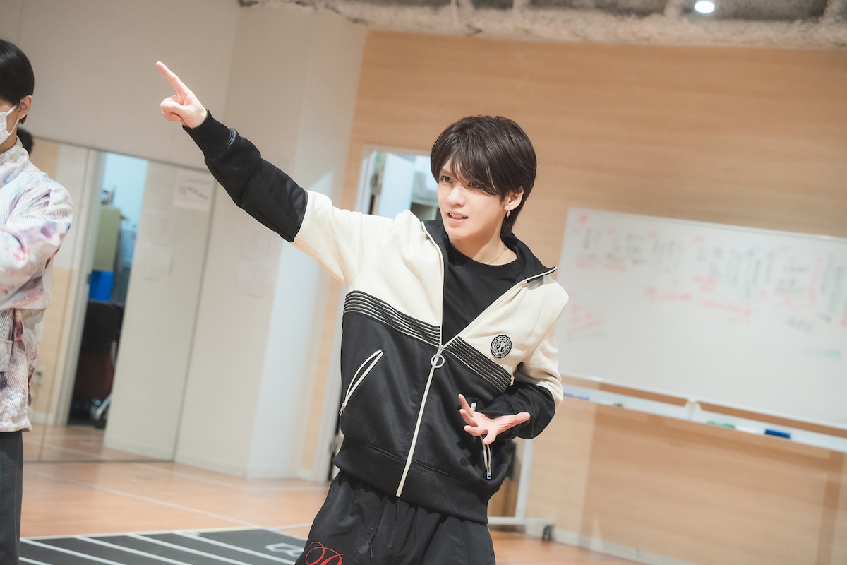 キュアトップ / 星河楽役の田村升吾。