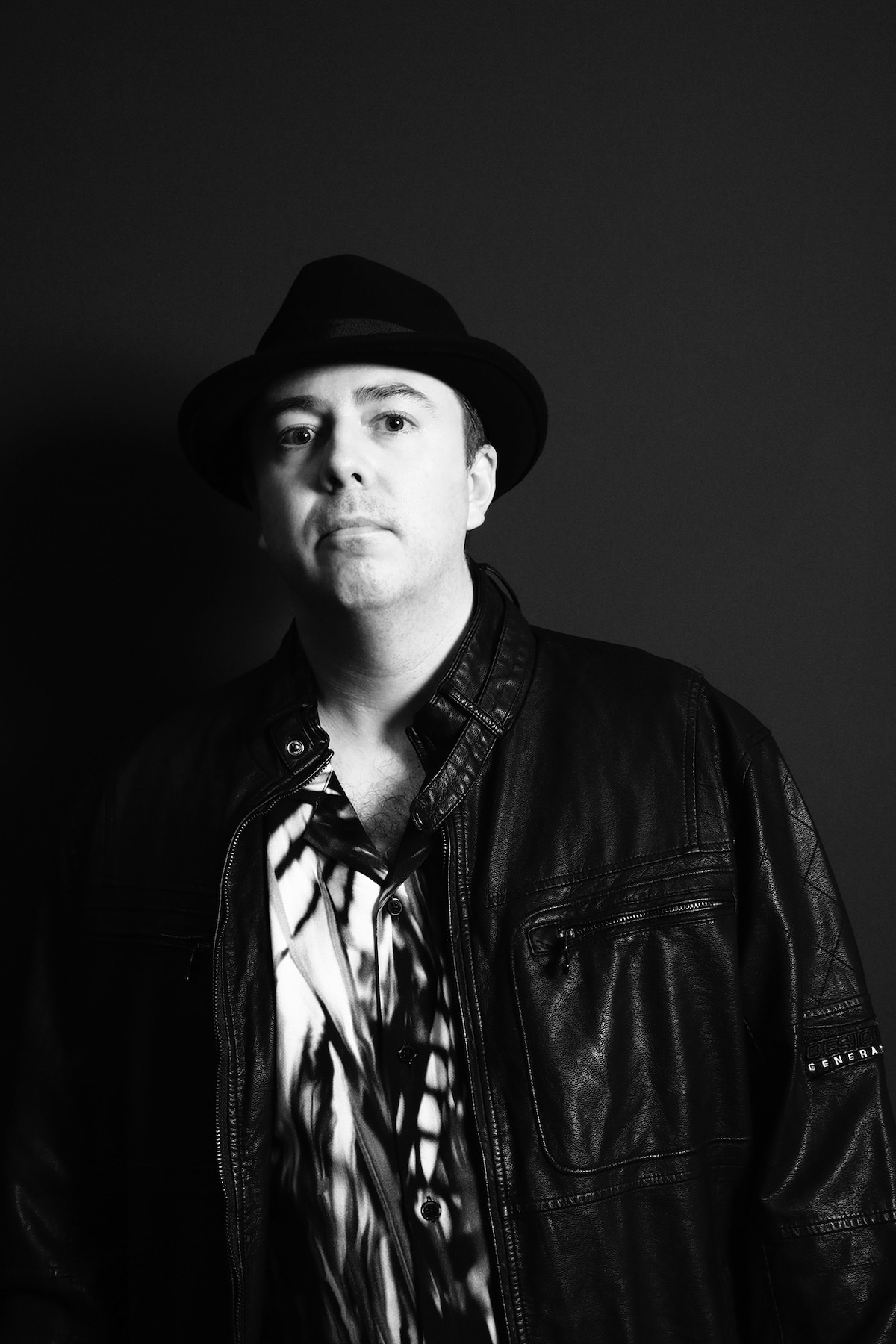 マイケル・クリストファー・コージ・フォックス（Vo）