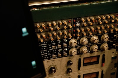 「THE PRIMALS - Beyond the Shadow」レコーディング現場の様子。