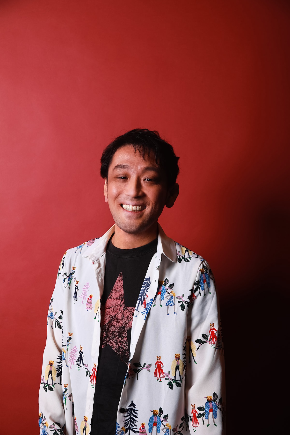 祖堅正慶（G, Vo）