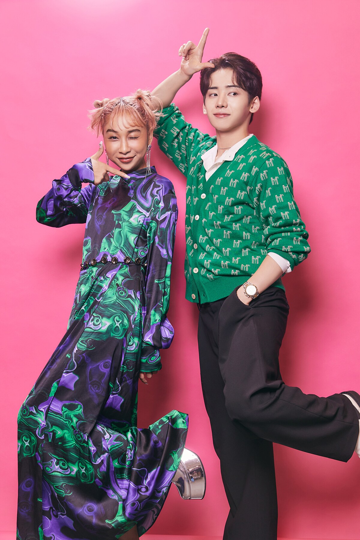 左から青山テルマ、YUMEKI。