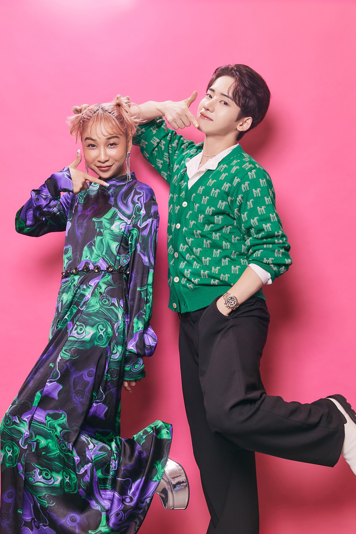 左から青山テルマ、YUMEKI。