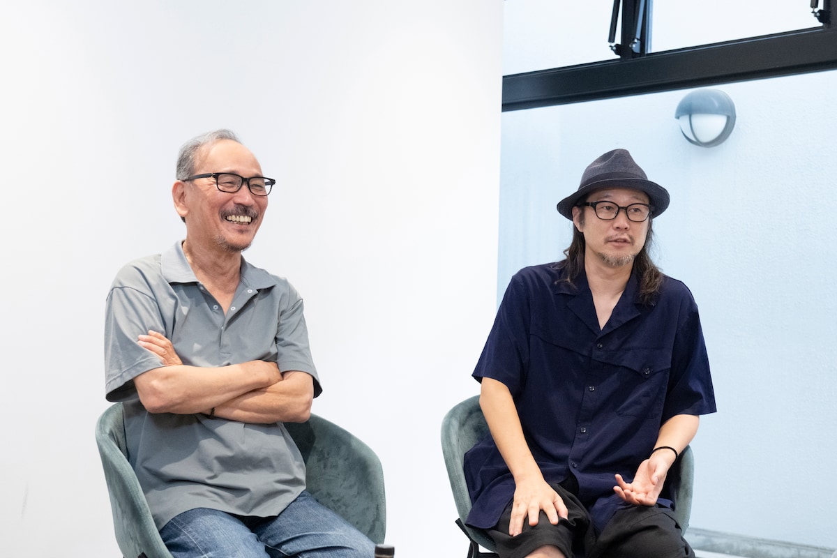 左から古賀俊輔、伊藤正美。