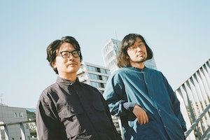 くるり「愛の太陽 EP」特集｜岸田繁×今泉力哉対談、“似たもの同士”の2人が感じるシンパシー