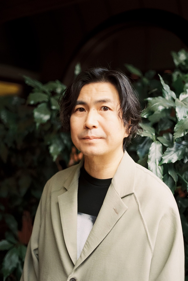 佐藤征史（B, Vo）