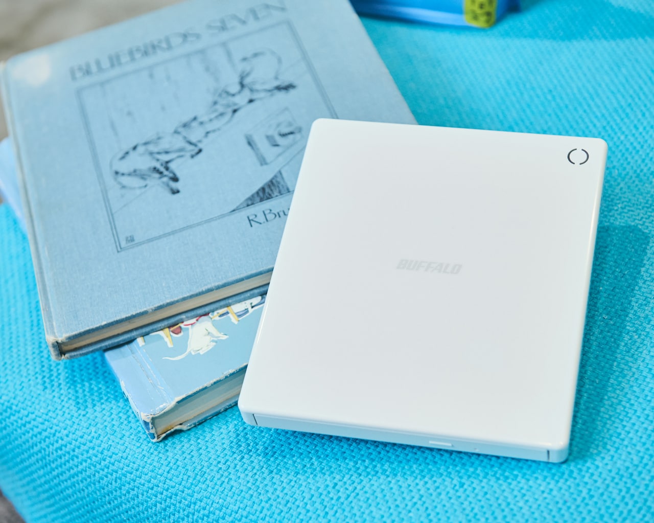 推し活に励む西山宏太朗がスマホ用CDレコーダー「ラクレコ」を体験