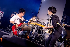 UNISON SQUARE GARDEN「音楽と行こう by au 5G LIVE」レポート｜raytrekノートPCが作り上げる快適な創作環境