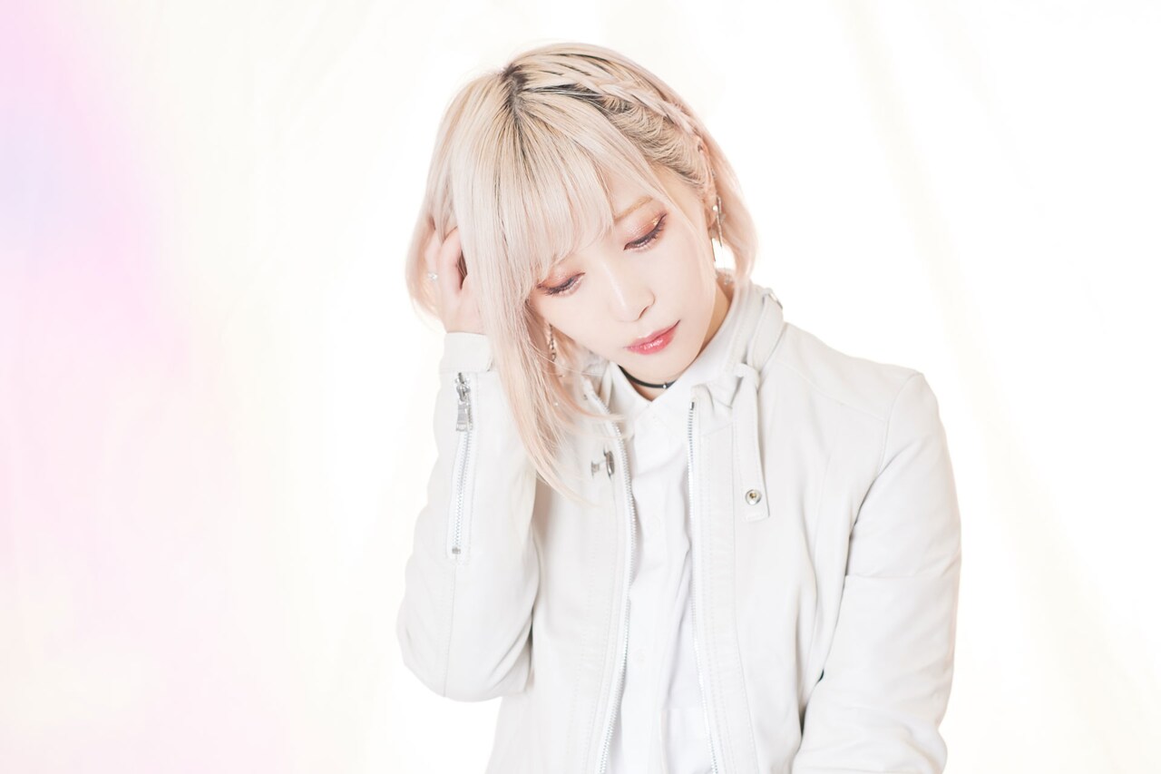 ReoNa「HUMAN」インタビュー｜弱さと痛みの先に、たどり着いた“人間の