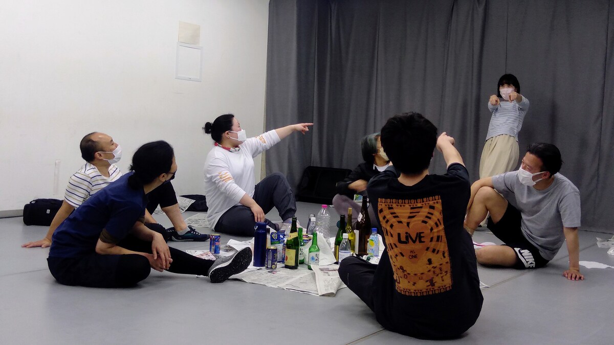 劇団Ver.の稽古の様子。