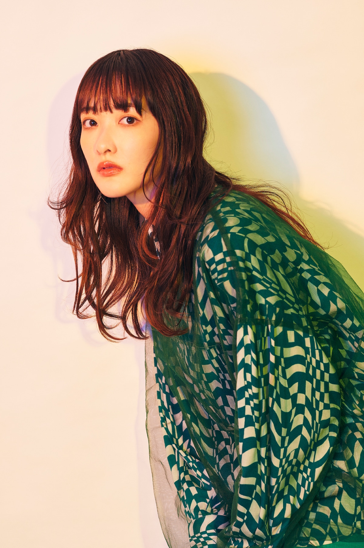 長屋晴子（Vo, G）