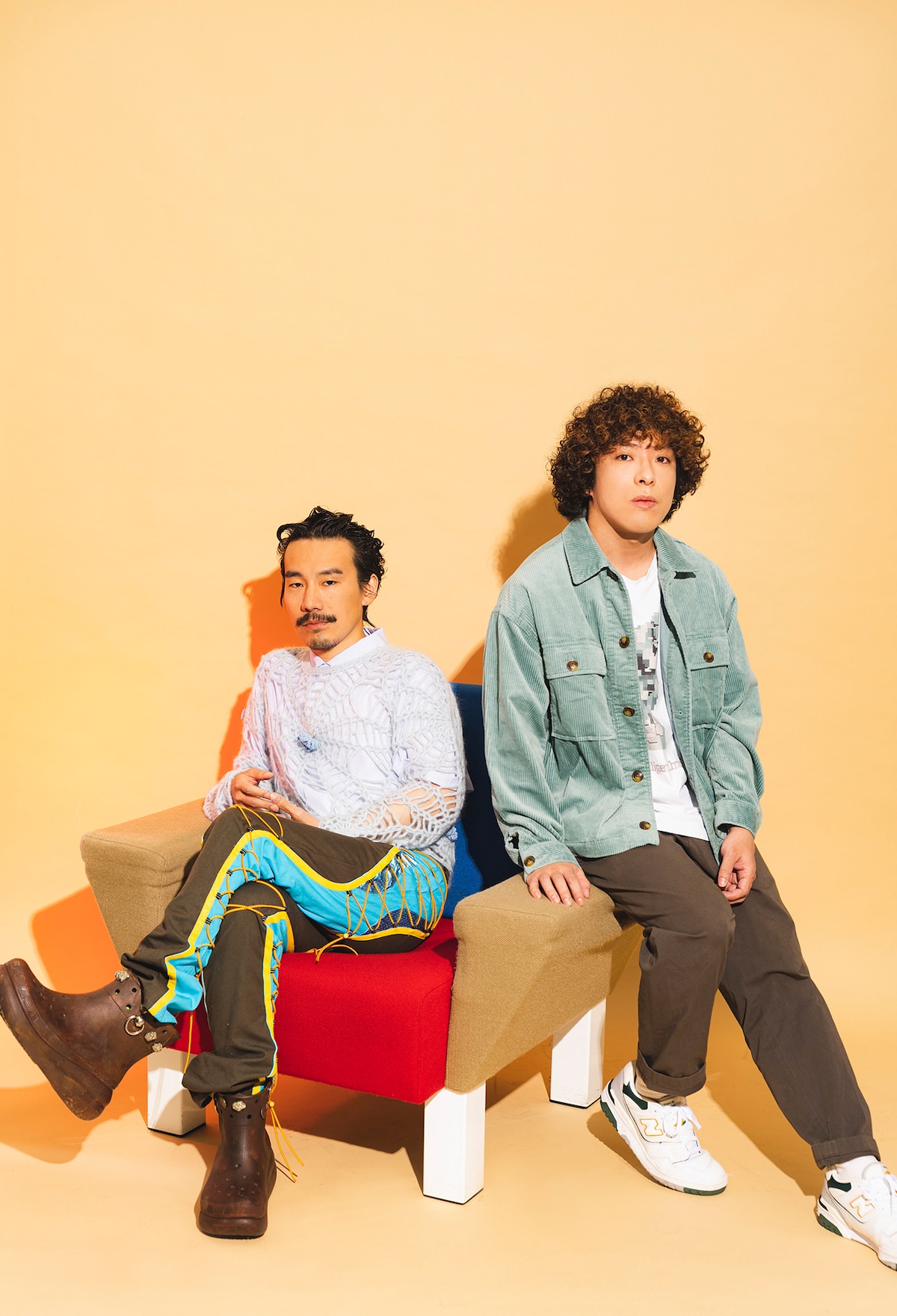 左から清竜人、谷口鮪(KANA-BOON)。