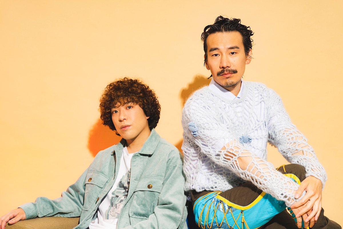 左から谷口鮪(KANA-BOON)、清竜人。