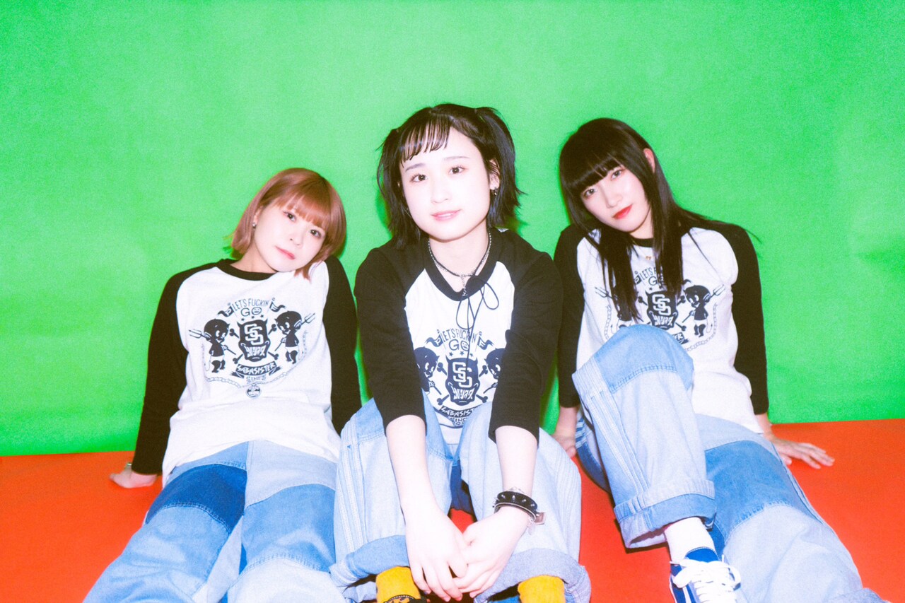 サバシスター「My girlfriend is PIZZA OF DEATH」インタビュー
