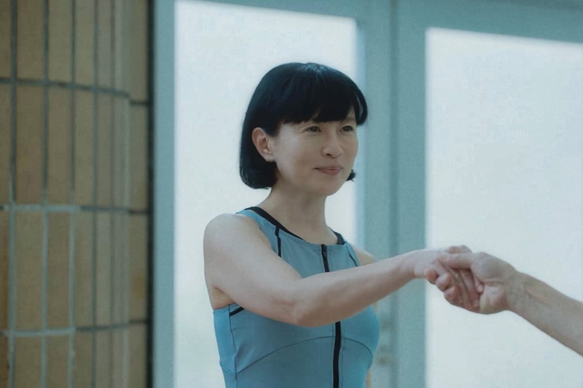 岡橋美佐江（演：坂井真紀）