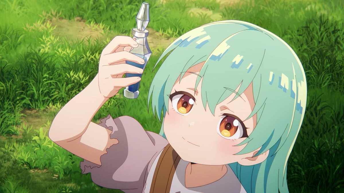 青のポーションを掲げるアイビー。傷を癒したり、痛みを軽減したりできるポーションは必要不可欠なアイテムだ。