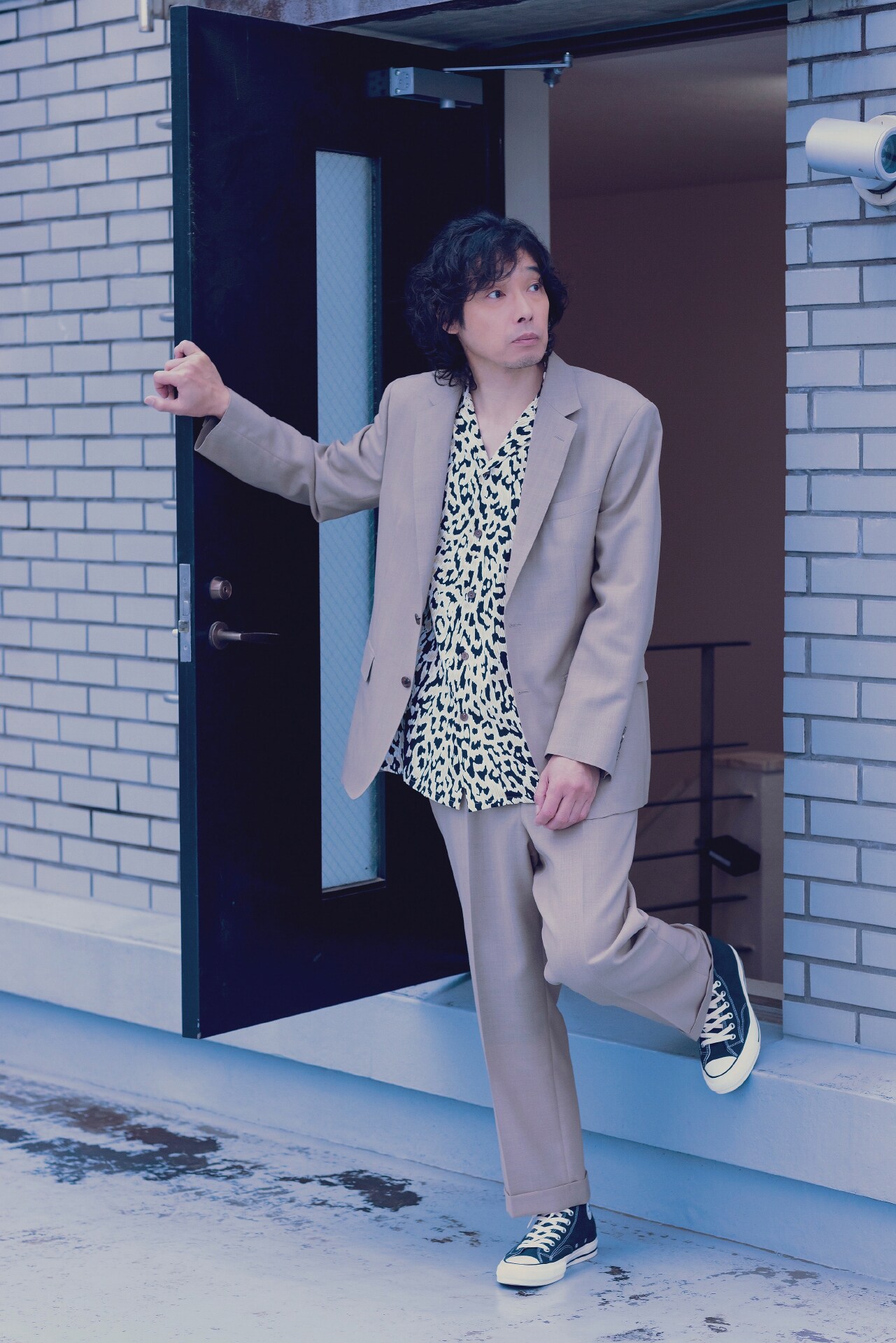 斉藤和義「PINEAPPLE」インタビュー｜デビュー30周年の節目に届ける