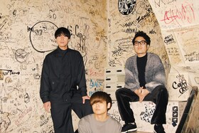 SAKANAMONインタビュー｜新作EPテーマは“ライブ”、ギターロックに原点回帰