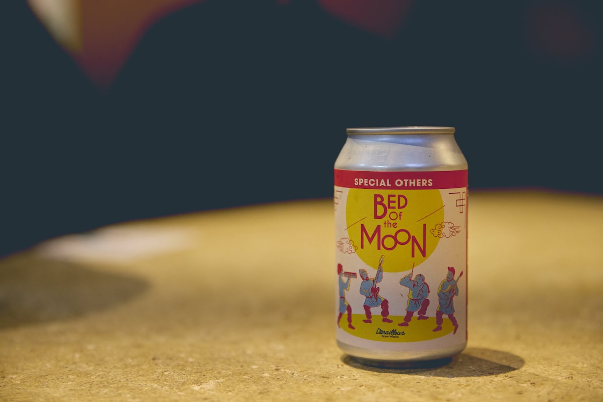 SPECIAL OTHERS × Derailleur Brew Works コラボクラフトビール「Bed of the Moon」