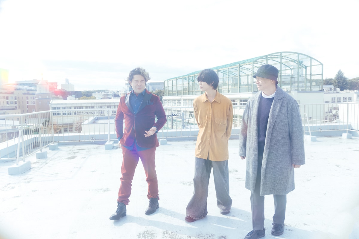 左から太一、Sano ibuki、清水洋。