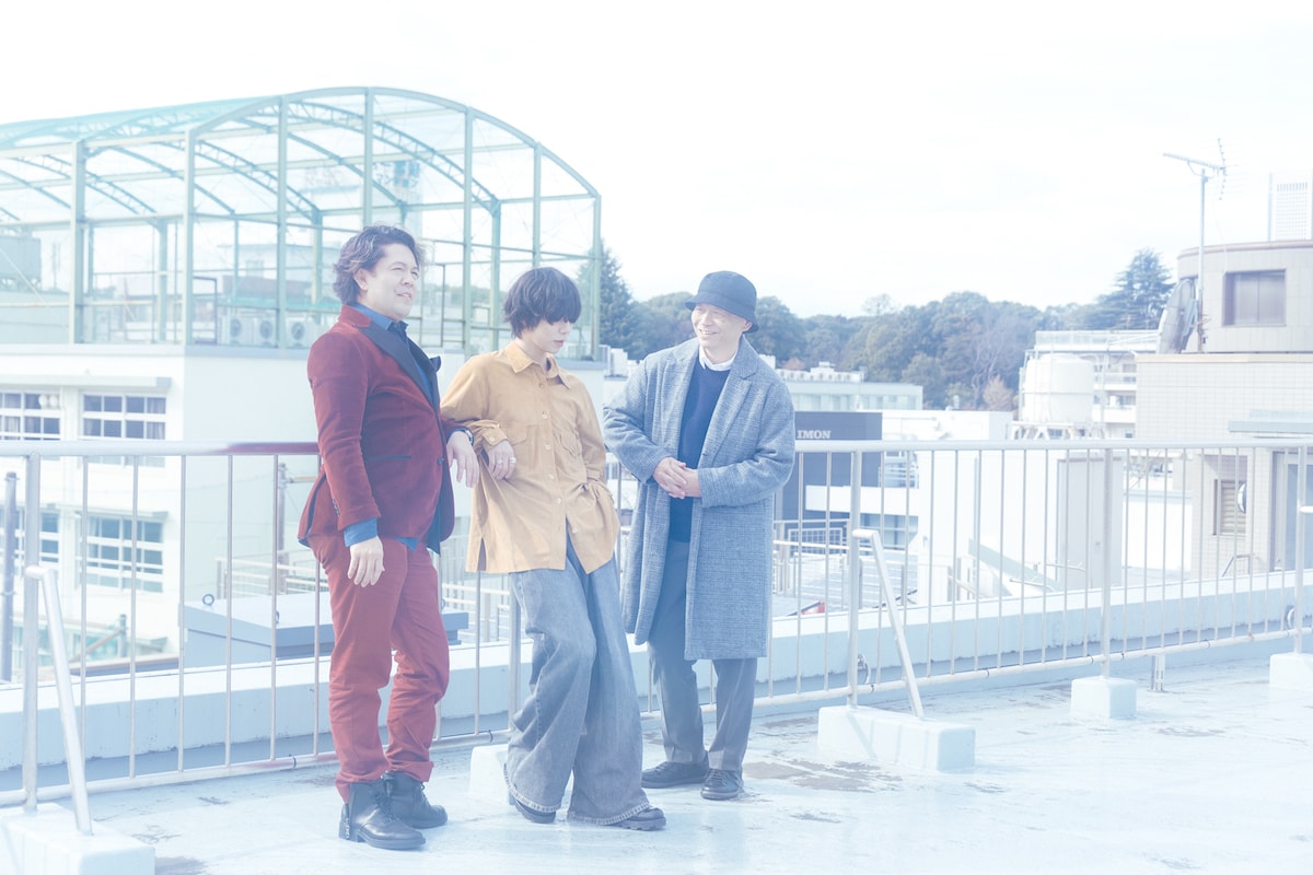 左から太一、Sano ibuki、清水洋。