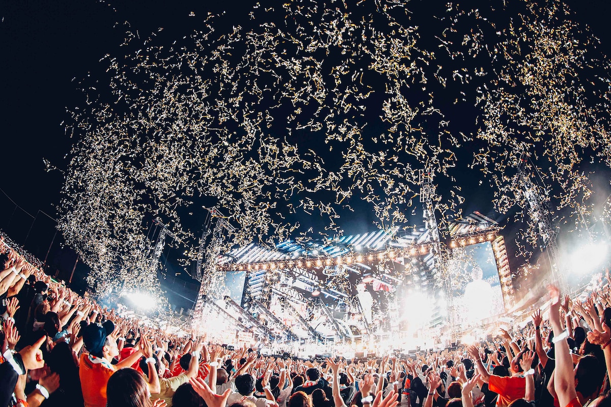 サザンオールスターズ「茅ヶ崎ライブ 2023」の様子。（撮影：西槇太一）