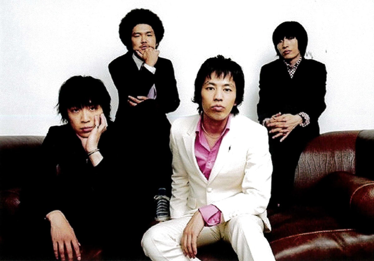 2002年、シングル「Get Up」リリース時のSCOOBIE DO。