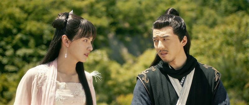 左からグアンホン演じる唐泛、フー・モンボー演じる隋州。