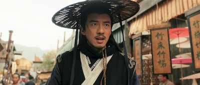 フー・モンボー演じる隋州。