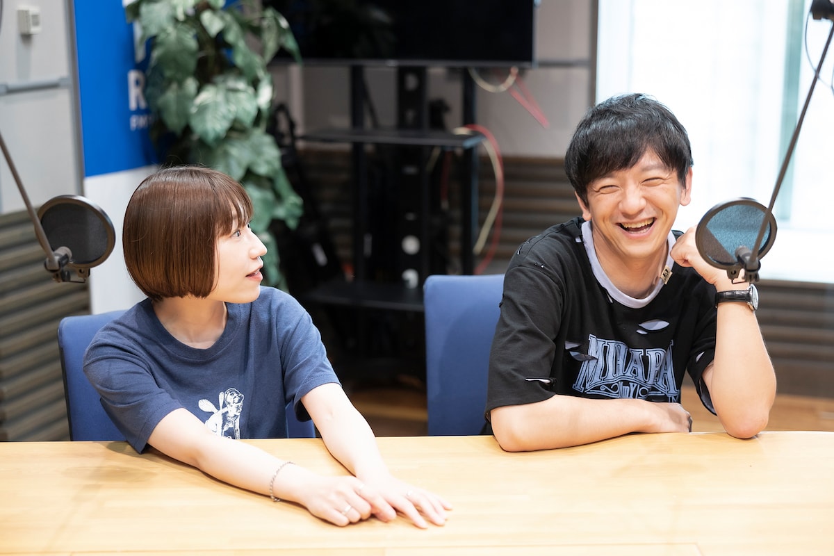 左から関取花、向井慧。