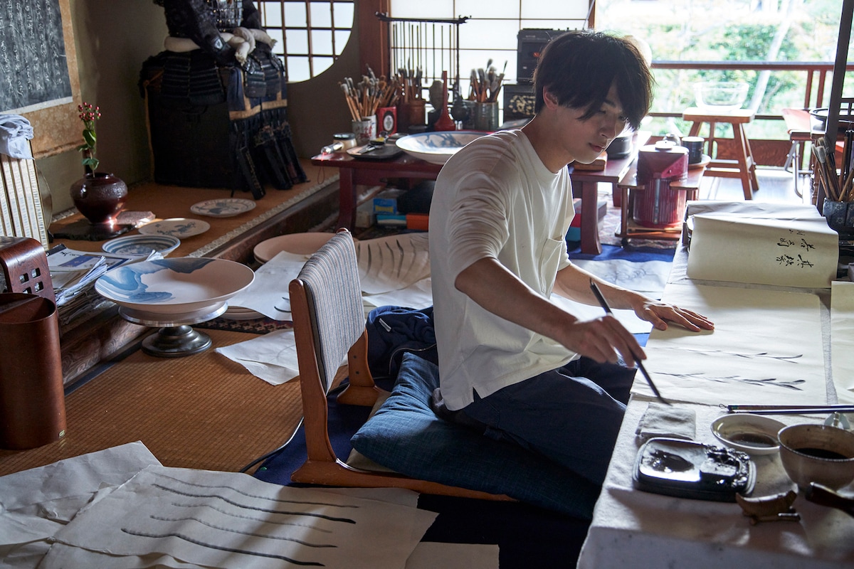 横浜流星演じる青山霜介。