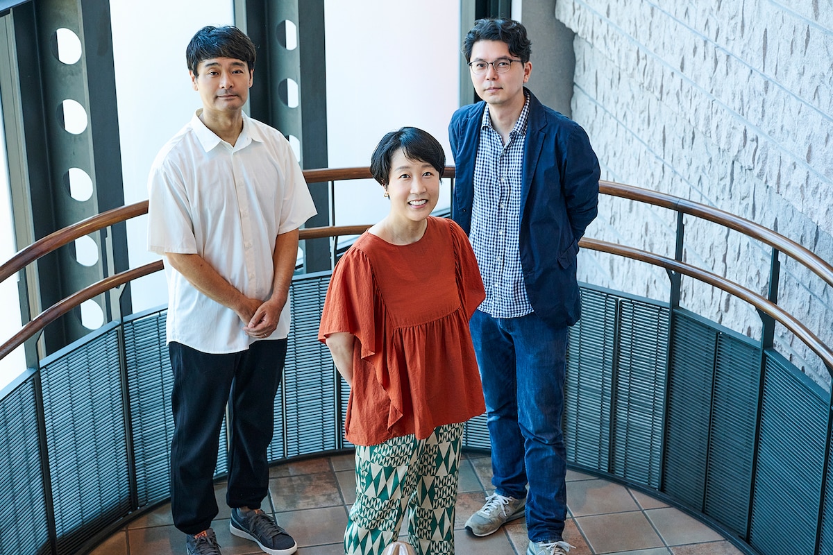 左からノゾエ征爾、野上絹代、桐山知也。