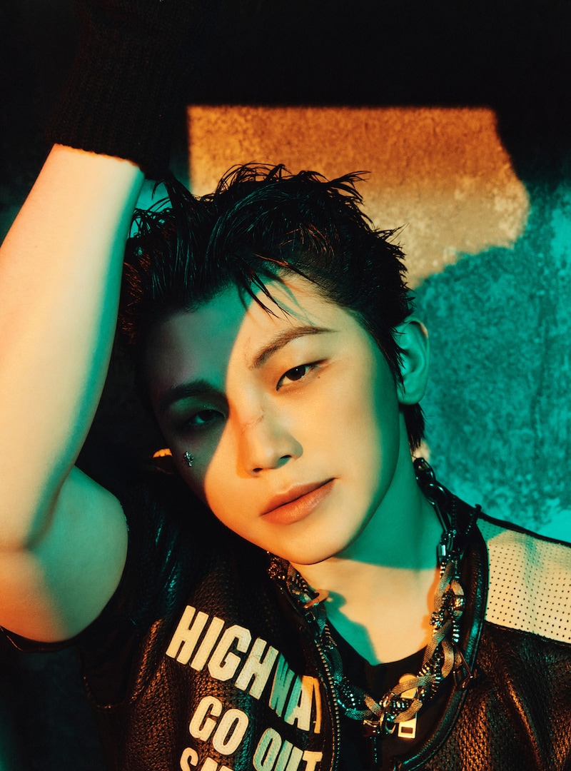 WOOZI（SEVENTEEN）(P)&(C) PLEDIS Entertainment