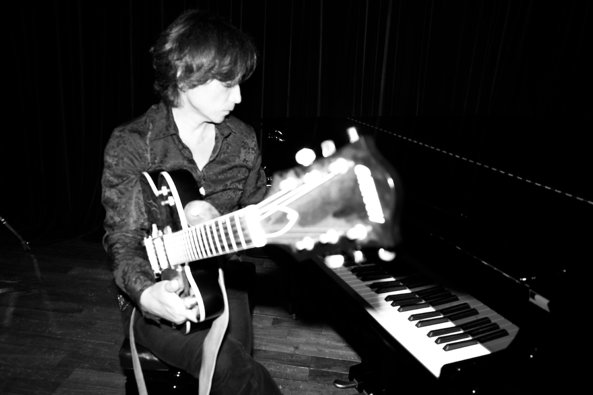 浅井健一（Vo, G）