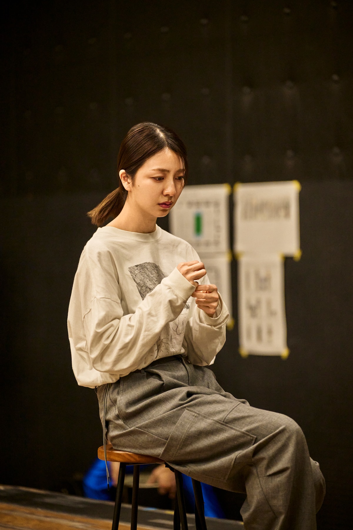 チヒロ役の小島梨里杏。