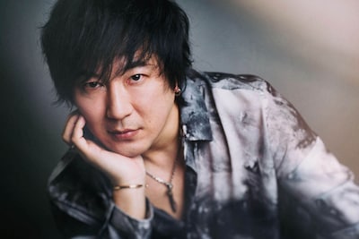 椎名慶治、帰ってきた“RABBIT-MAN”の正体を大いに語る「甘えん坊で情けなくて達観できない、だけど……」