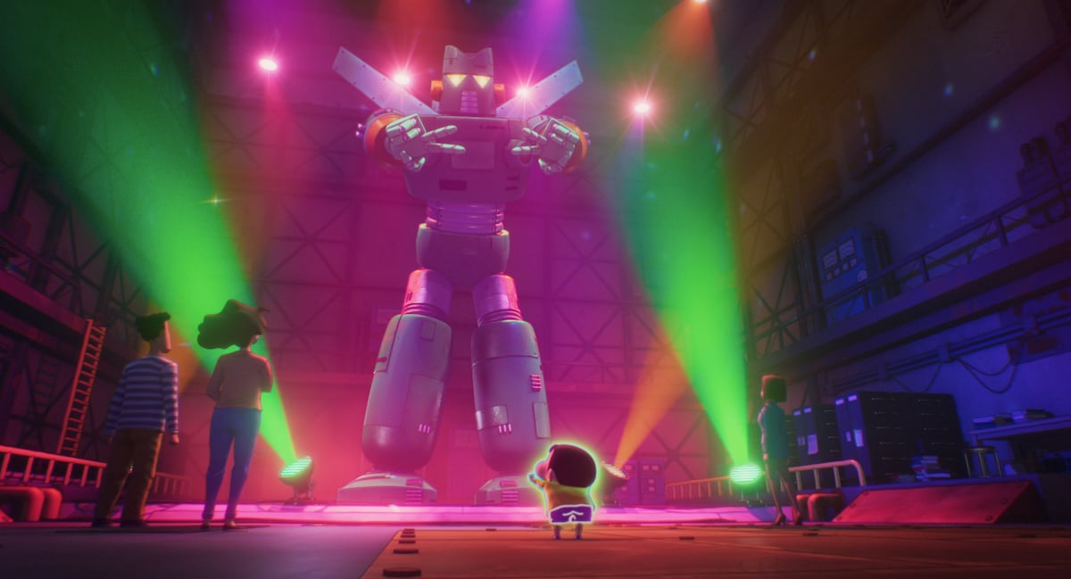 「しん次元！クレヨンしんちゃんTHE MOVIE 超能力大決戦 ～とべとべ手巻き寿司～」より、しんのすけがカンタム・ロボと一緒に踊るシーン。