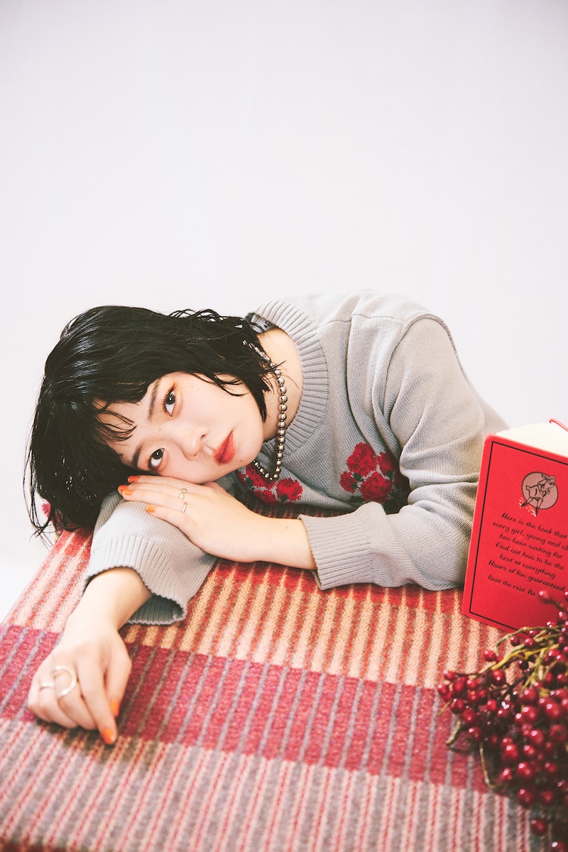 宮崎朝子（G, Vo）