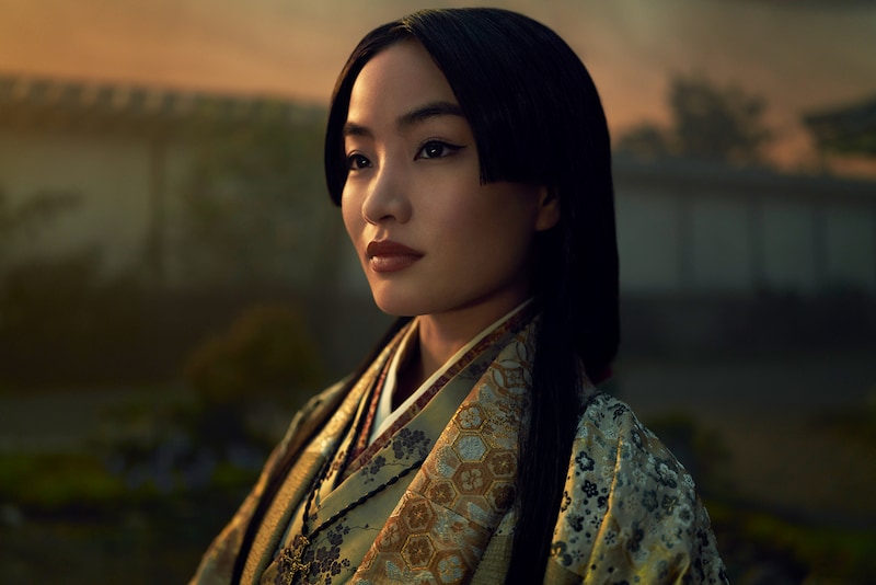 アンナ・サワイ演じる戸田鞠子。