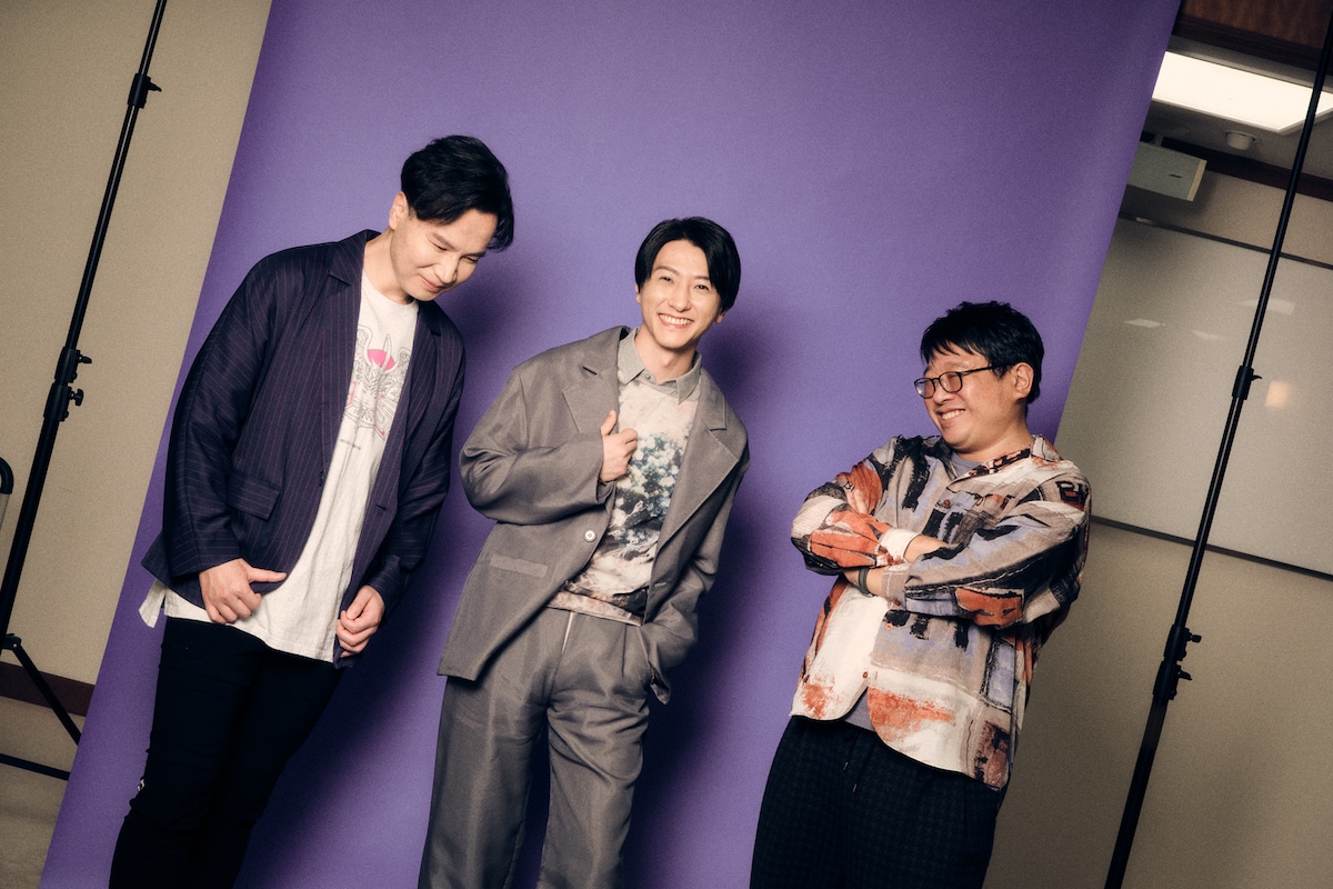 左から田辺幸太郎、鈴木拡樹、毛利亘宏。