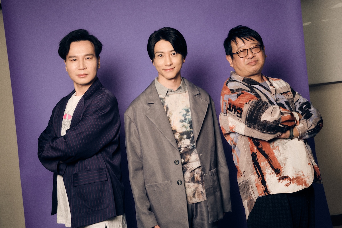 左から田辺幸太郎、鈴木拡樹、毛利亘宏。