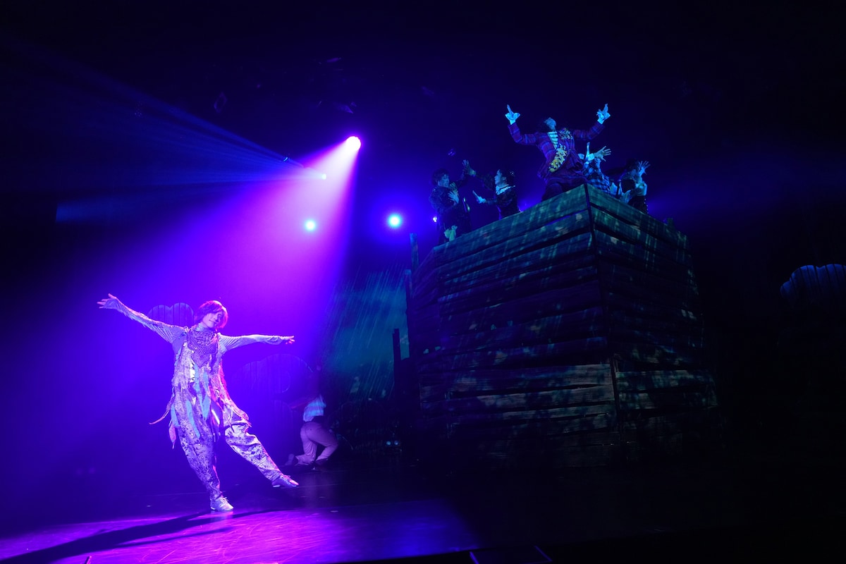 少年社中 25周年記念ファイナル 第42回公演「テンペスト」（2024年）より。