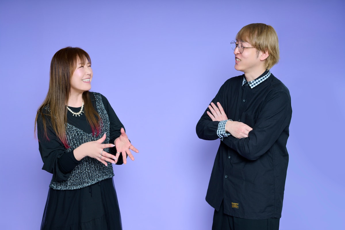 左から榊原ゆい、ヒゲドライバー。